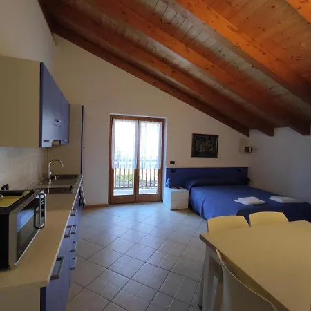 Residenza Arcobaleno تينو